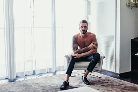 Quinton James XXX onlyfans desnuda