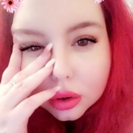 Goddess Michelle strip onlyfans