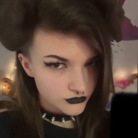 Evelyn Puppy_ hot onlyfans