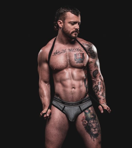 Callum Colbey onlyfans pics