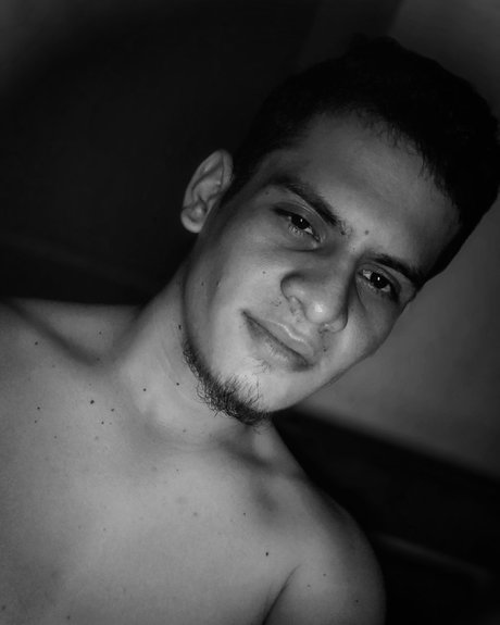 Luis Puentes onlyfans public photos