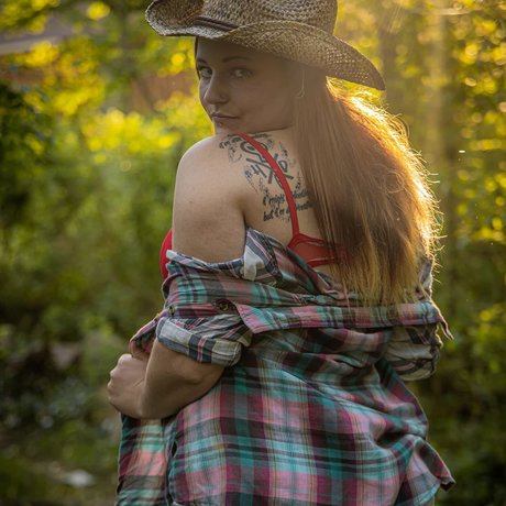 Riot 95 onlyfans nude leaks