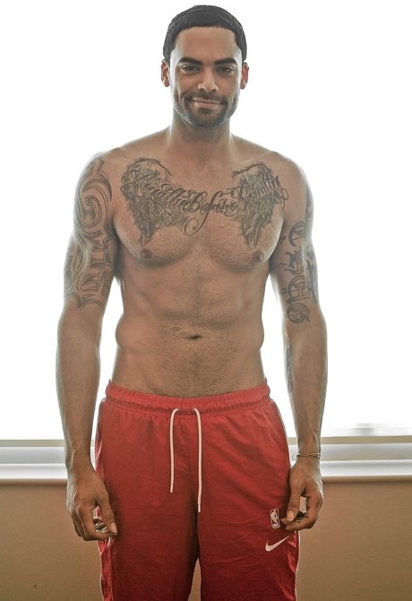 Rickey Bates onlyfans content type