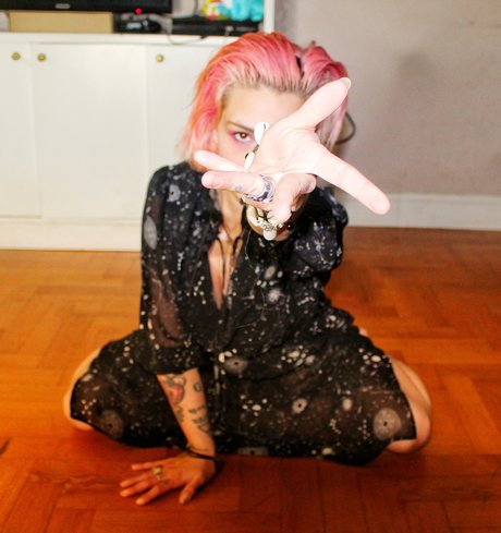 ReginaSverante only fans pictures