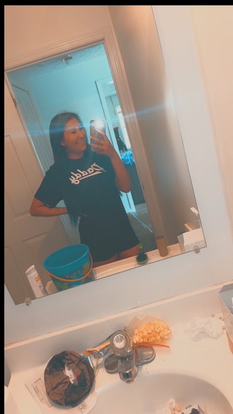 BoyMom97 naked onlyfans pics