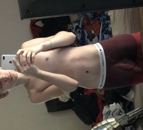 VIP ELI_ onlyfans leaks