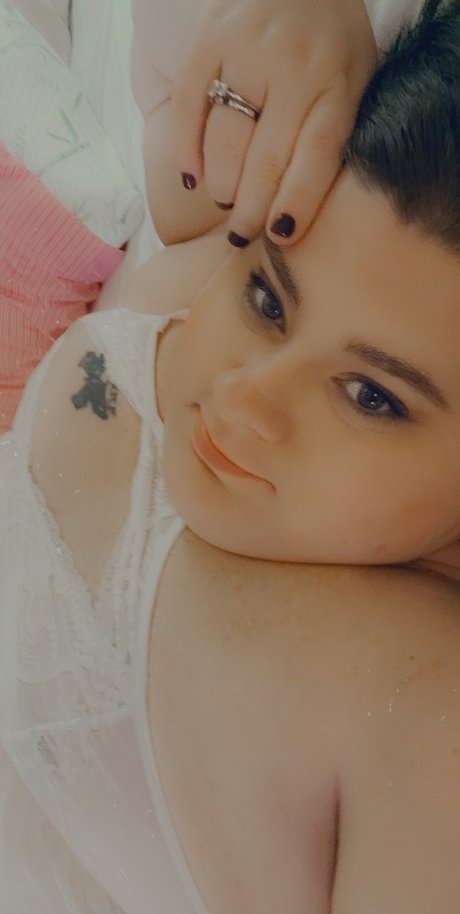 Sweet and wet onlyfans pics