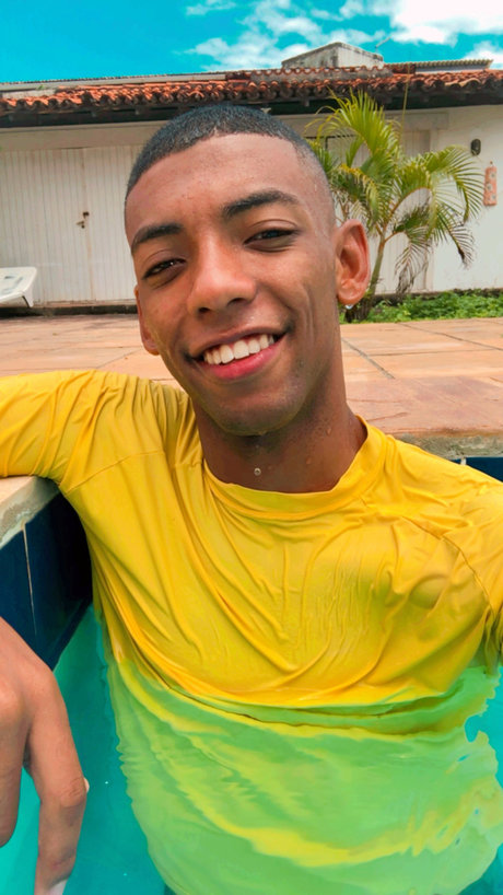 Rafael Almeida onlyfans pics