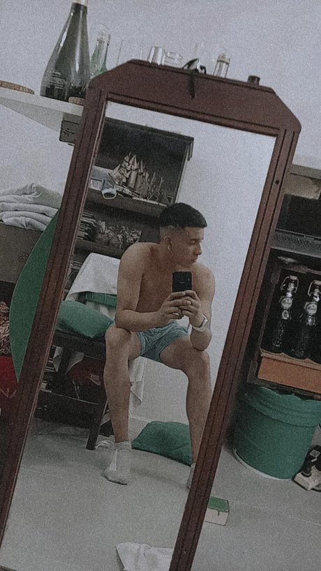 Fernando Manriquez onlyfans leajs