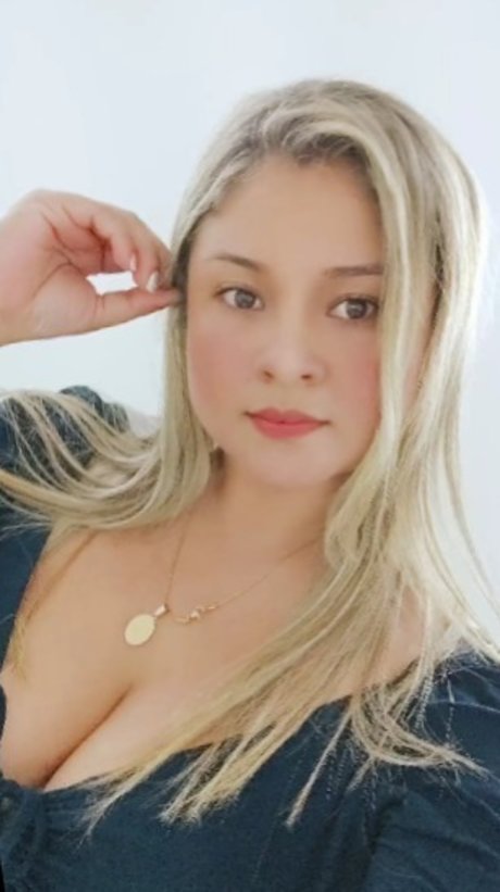 Andrea Leyton onlyfans.