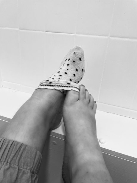 Aries Ireland onlyfans nude leaks