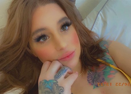 American Bimbo nude onlyfans