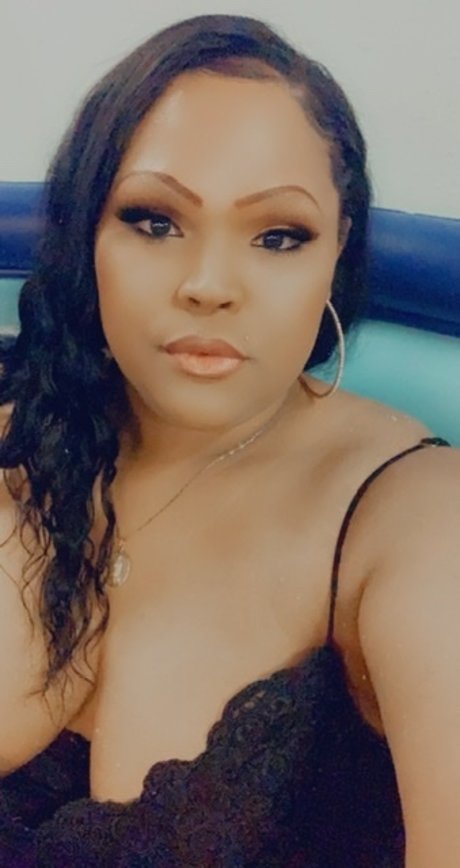 Nina Summers only fans pictures