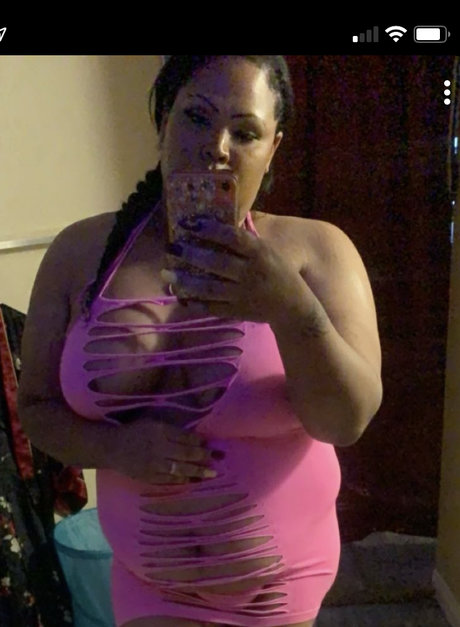 Nina Summers onlyfans leaked