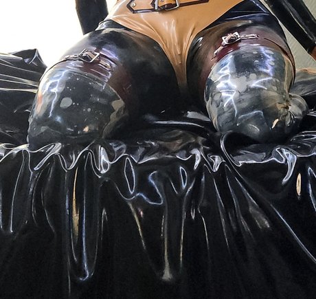 Ariana cat42 only fans leaks