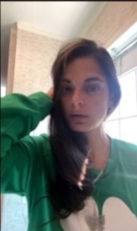 Romie Chick onlyfans x