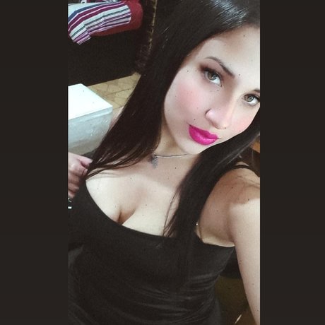 Roc o Jazm n onlyfans for free