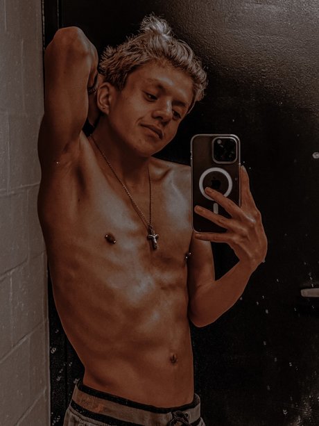 robesthetic_ onlyfans xx