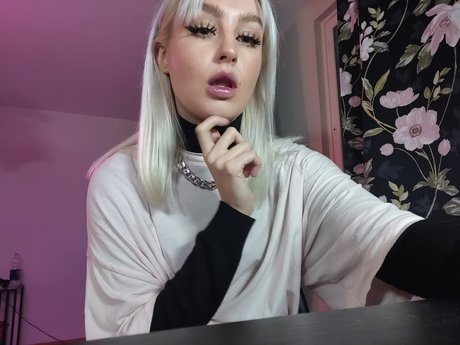 Marrruuu 1 onlyfans naked leaked