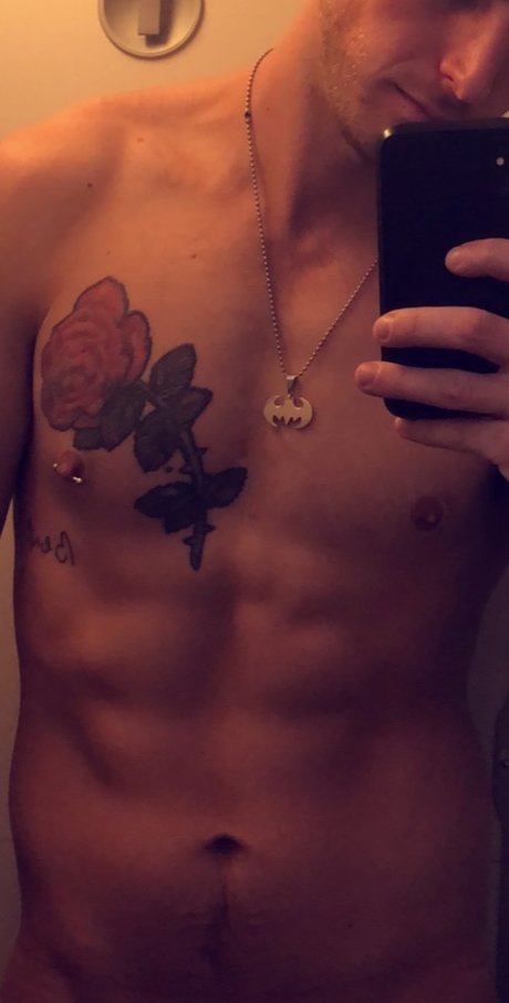 Mark VIP onlyfans images