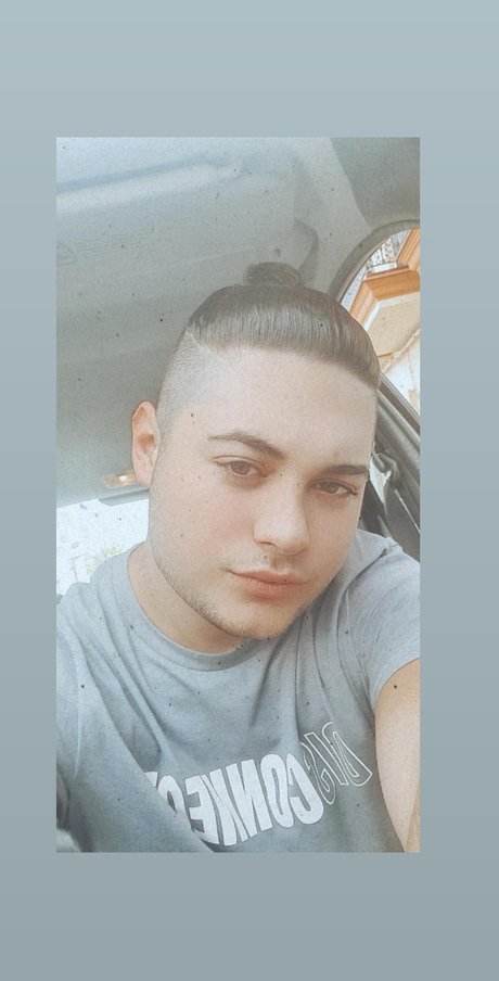 Mario V D_ onlyfans nude leaked