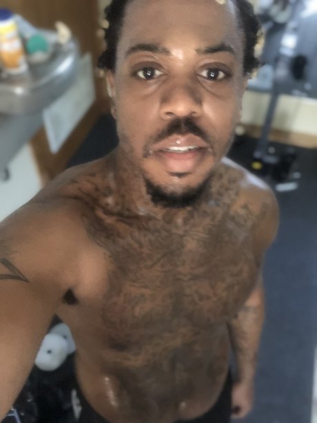 Aristylez onlyfans free content