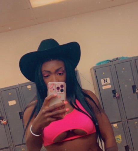 Bailey blu onlyfans nudes leak