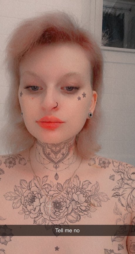 Velaris onlyfans nude photos