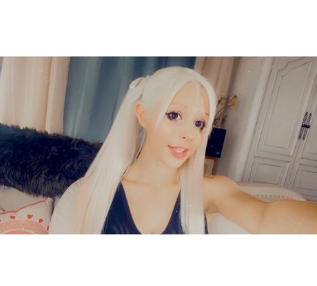 Bambi Doll nude onlyfans leak