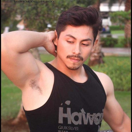 valentino balvin onlyfans photos