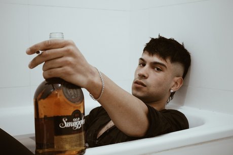 Mathild Reidd_ onlyfans leams