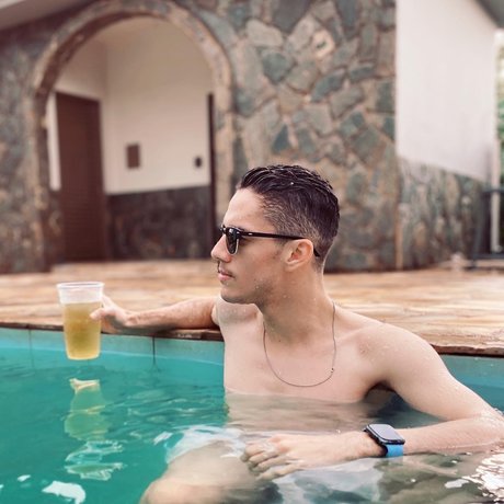 Mateus Henrique onlyfans leaka