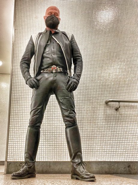 BlackLeder onlyfans leakes