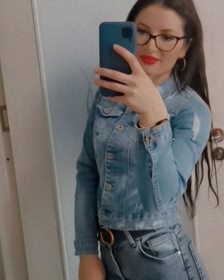 Maria Roxana free only fans