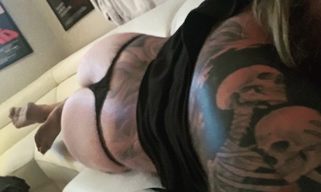 DM me_ only fans leak porn