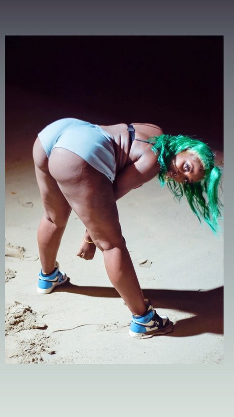 Freaky Blackshaa TheFox_ onlyfans porn leaked