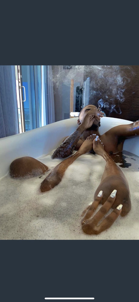 Mamba onlyfans public photos