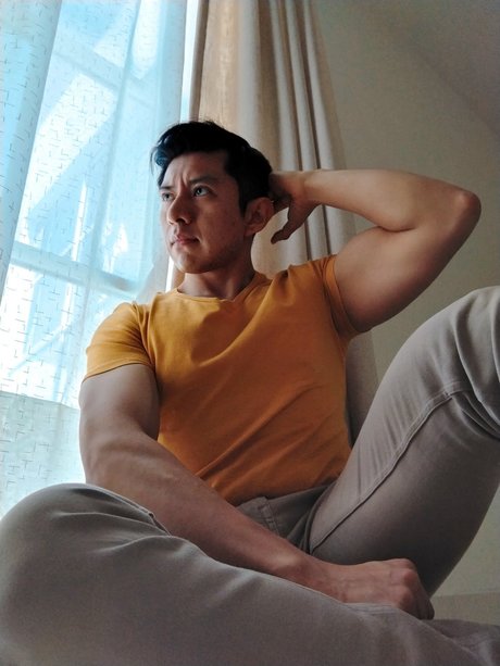 Blackbolt_ onlyfans model