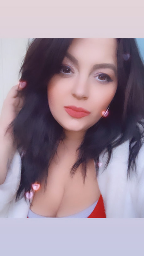 Bec wit the neck_ onlyfans topless