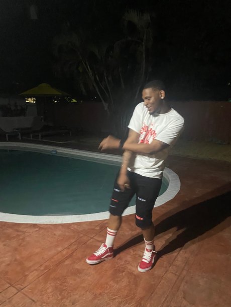 Big dick bangz onlyfans leaks.