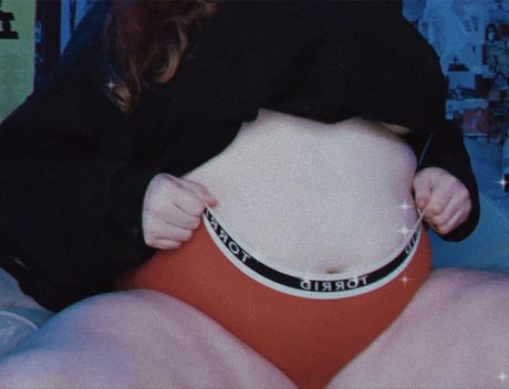 Curvy Queen Bow down free onlyfans porn