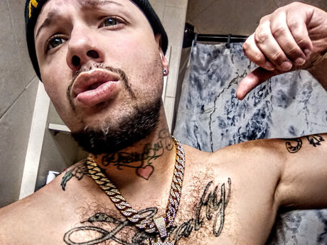 BlatinoDaddyAngel porn onlyfans leak