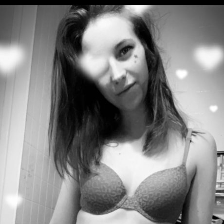 Courtney Condren leaked onlyfans pictures