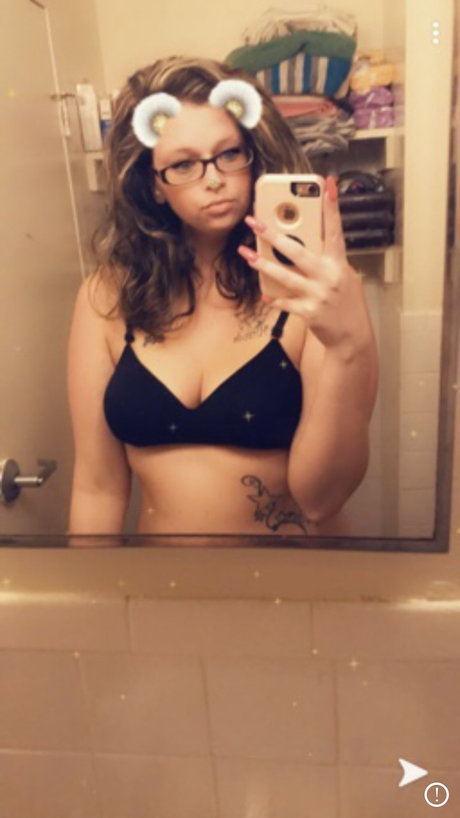 Miranda Dawn strip onlyfans