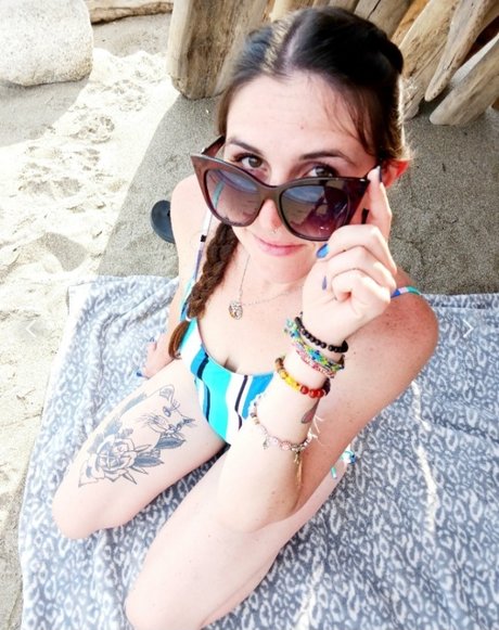 Miss May Hotwife_ onlyfans leak new