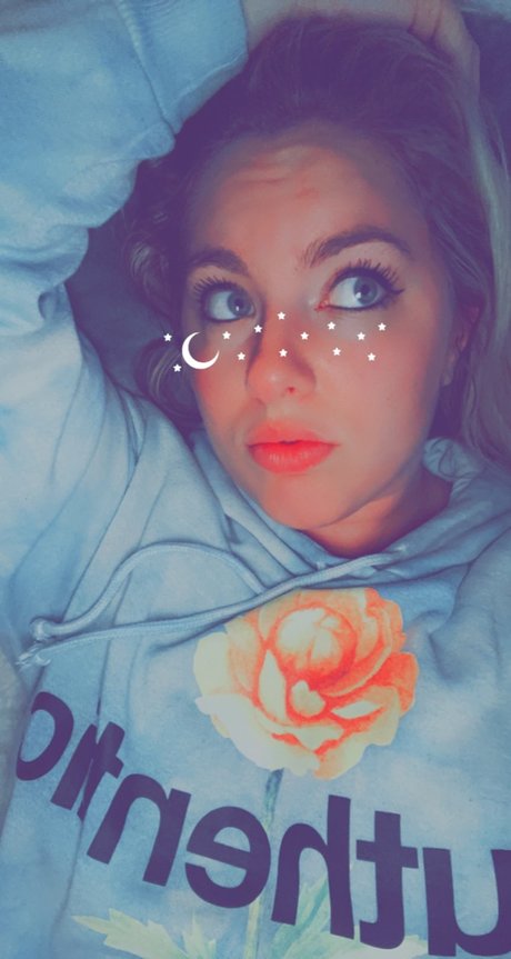 Mayla desnuda onlyfans