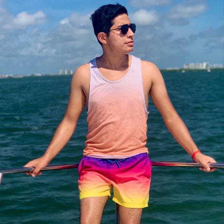 Memo Moreet onlyfans naked pics