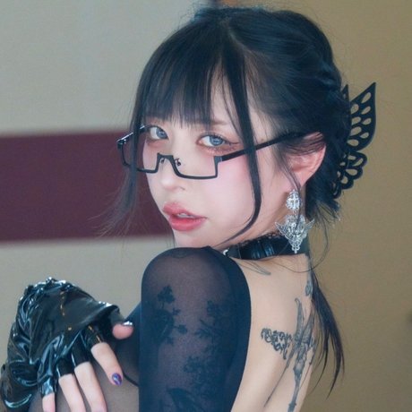 MeltyMelu onlyfans leaks naked