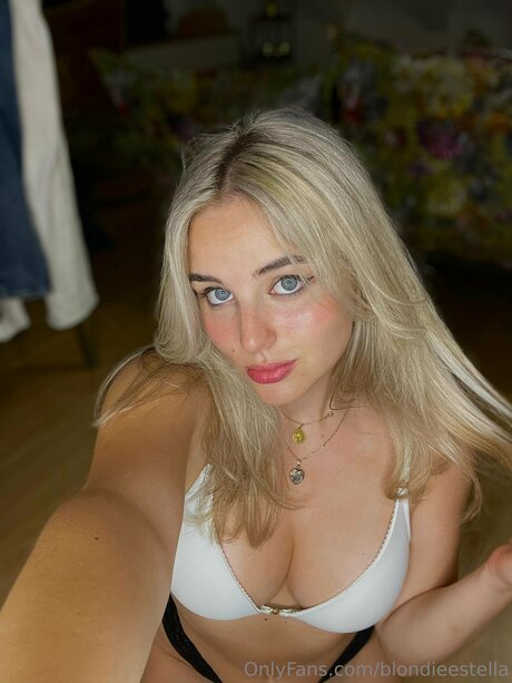 Stella Ray onlyfans leak naked