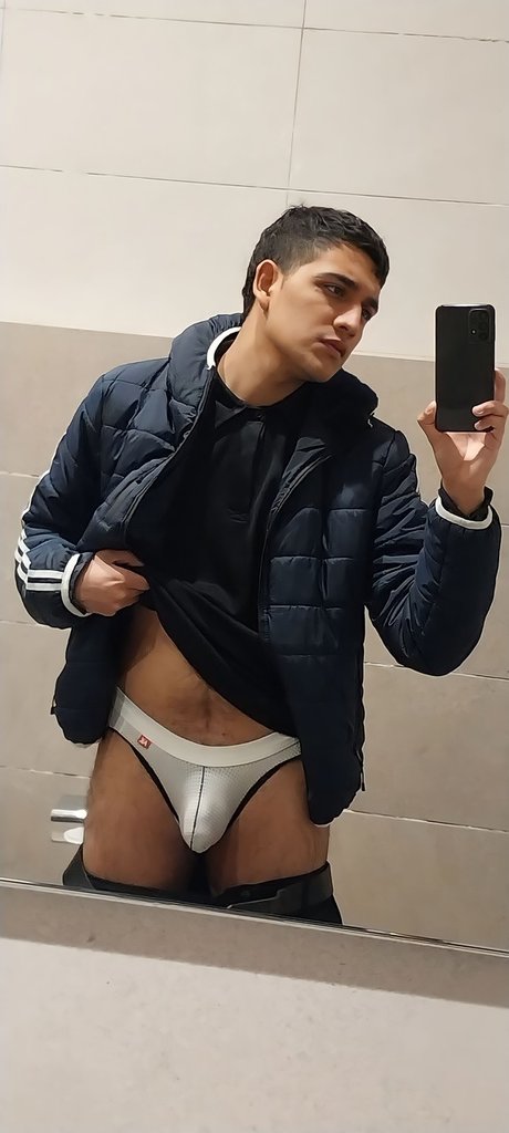 Bed Breaker onlyfans pics